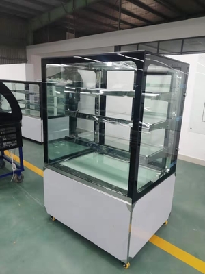L'euro conception contemporaine élégante a frigorifié le réfrigérateur de vitrine de gâteau